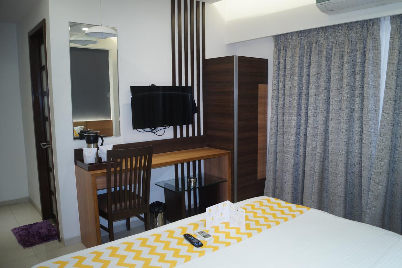Hotel O Ellis Ahmedabad Esterno foto