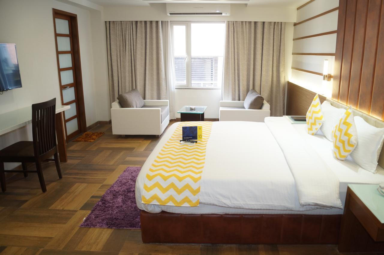 Hotel O Ellis Ahmedabad Esterno foto